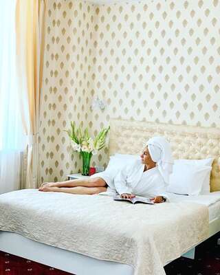 Отель Sergeev Hotel Николаев Люкс-3