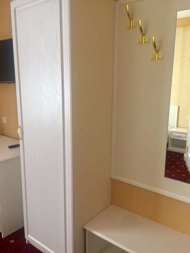 Отель Sergeev Hotel Николаев-27