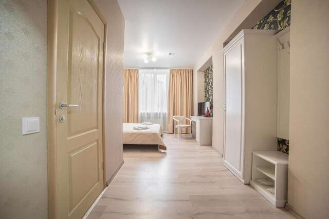 Отель Sergeev Hotel Николаев-51